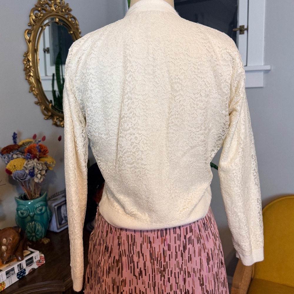 Vintage 1950s Jane Irwill Cream Lace Knit Cardigan Sweater Button Front‎ - M - Picture 2 of 4